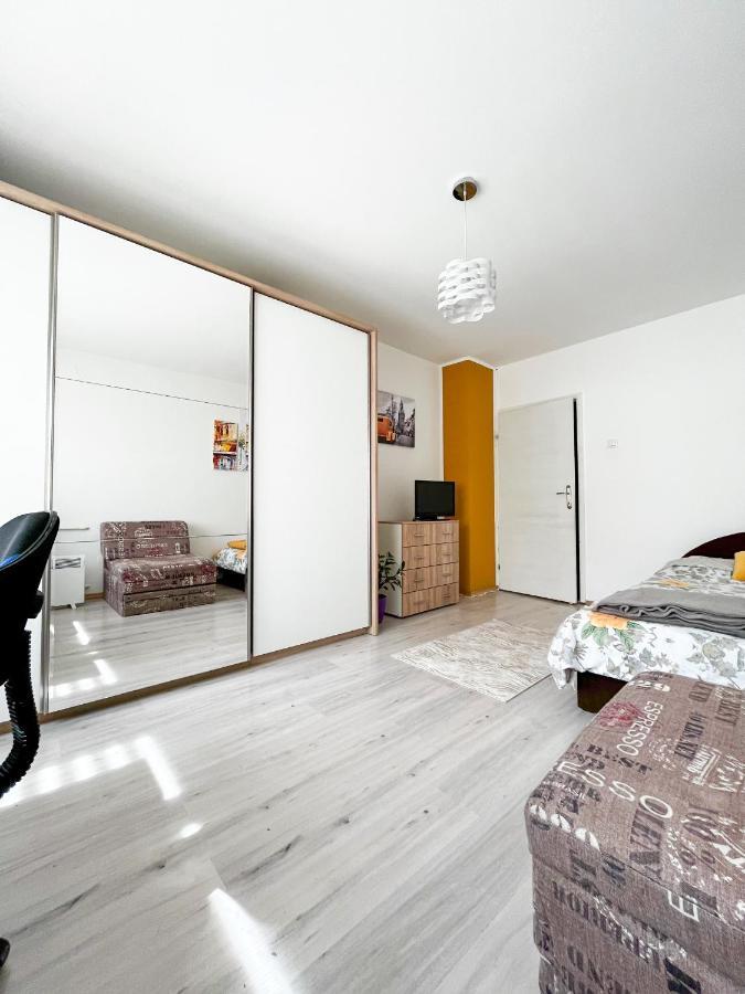 Apartamento Sova Vrsac Exterior foto